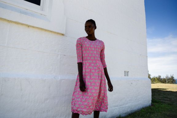 Alquema Frühjahr_Sommer 2022 Smash Pocket Dress pink elliptical spot