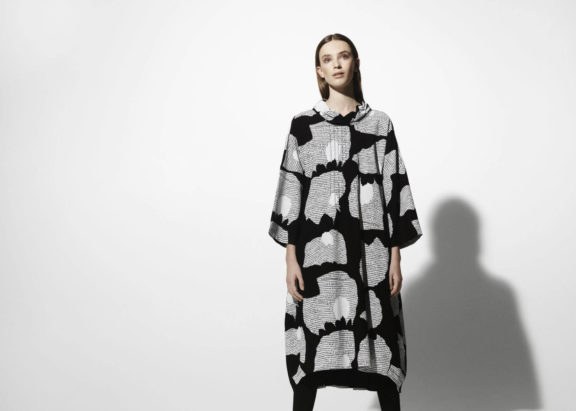 Trine Kryger Simonsen Herbst-Winter-Kollektion-2021 Dress black and white