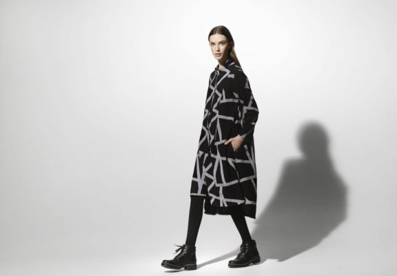 Trine Kryger Simonsen Herbst-Winter-Kollektion-2021 Dress black and white